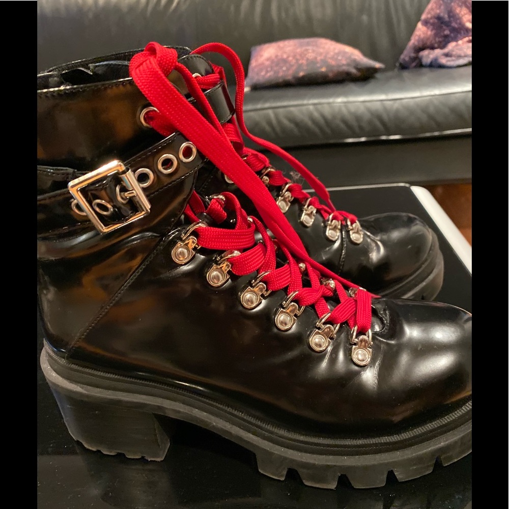 Jeffrey Campbell boots size 9